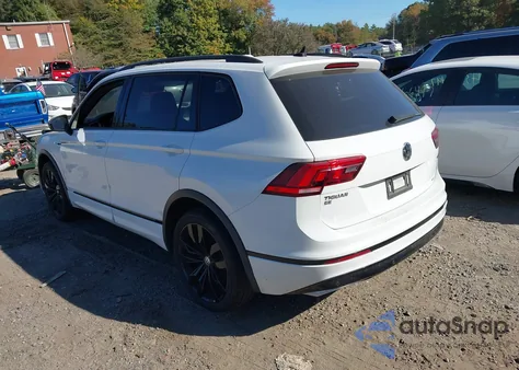 2020 Volkswagen Tiguan 2.0T Se/2.0T Se R-Line Black/2.0T Sel z USA, uszkodzony, nr VIN 3VV2B7AX8LM160329